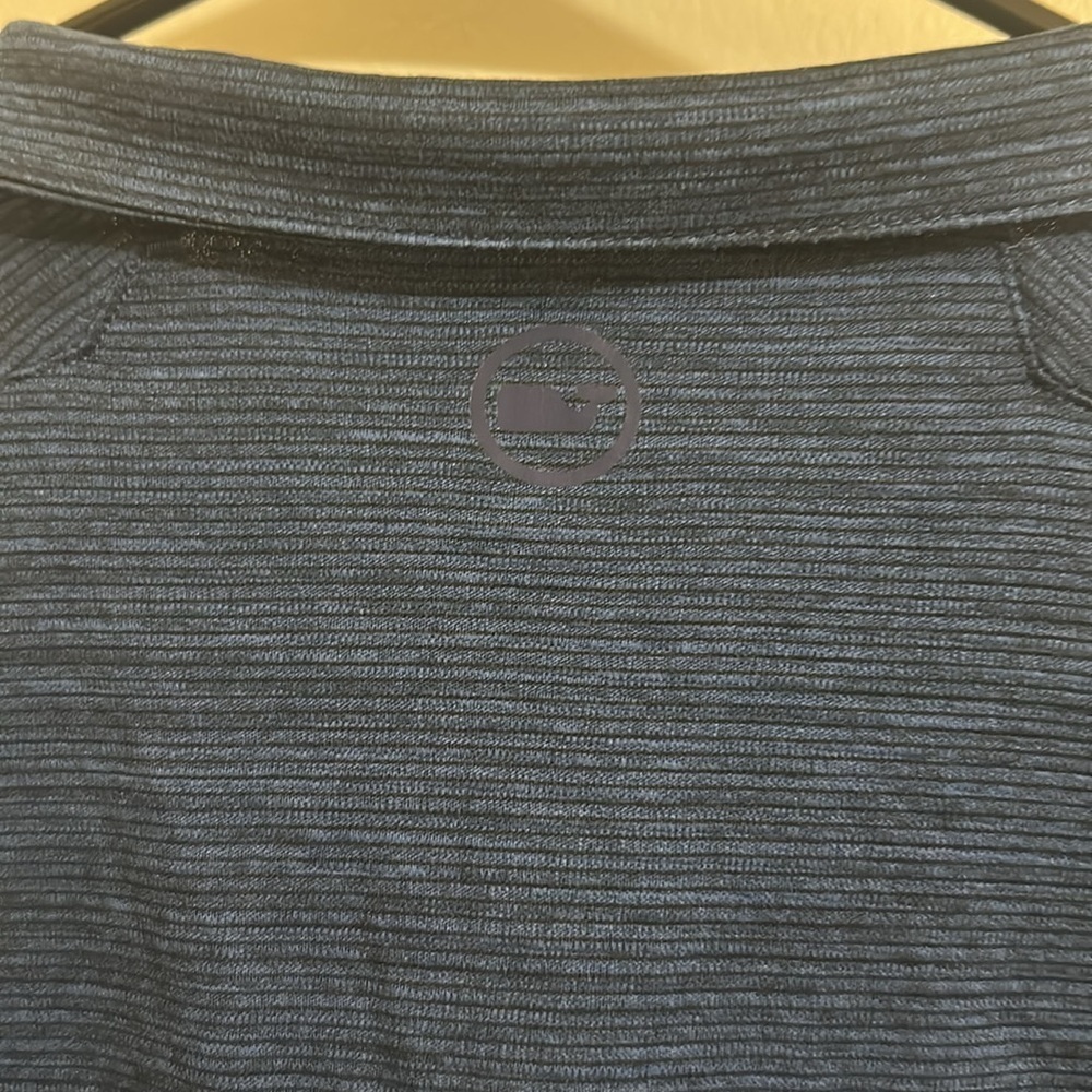 EUC Vineyard Vines Boys Navy Performance Sankaty Quarter Zip XL (18) - Picture 4 of 5